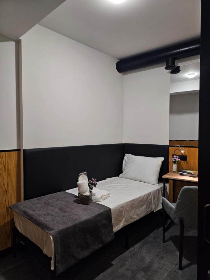 Orion Hostel Jerevan Eksteriør bilde